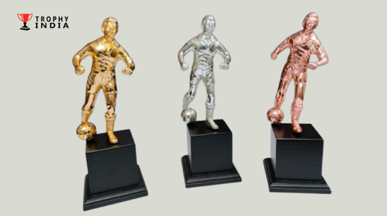 Recognize with Responsibility: TrophyIndia's Recycled Trophy Innovations"