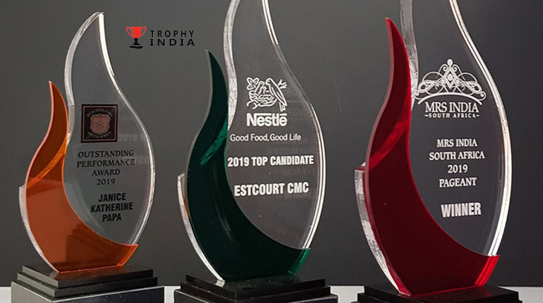 Acrylic Trophy Manufacturers Crafting Premium, Customized Awards for Corporate and Special Achievements